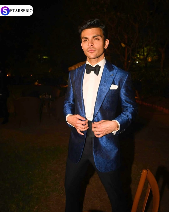 Veer Pahariya Biography
