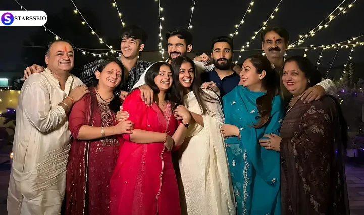 Tarun Kinra Family and Siblings