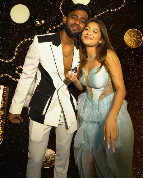 Sakshi Shrivas Relationships