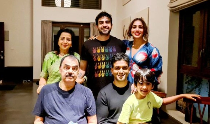 Nikhil Kamath Family